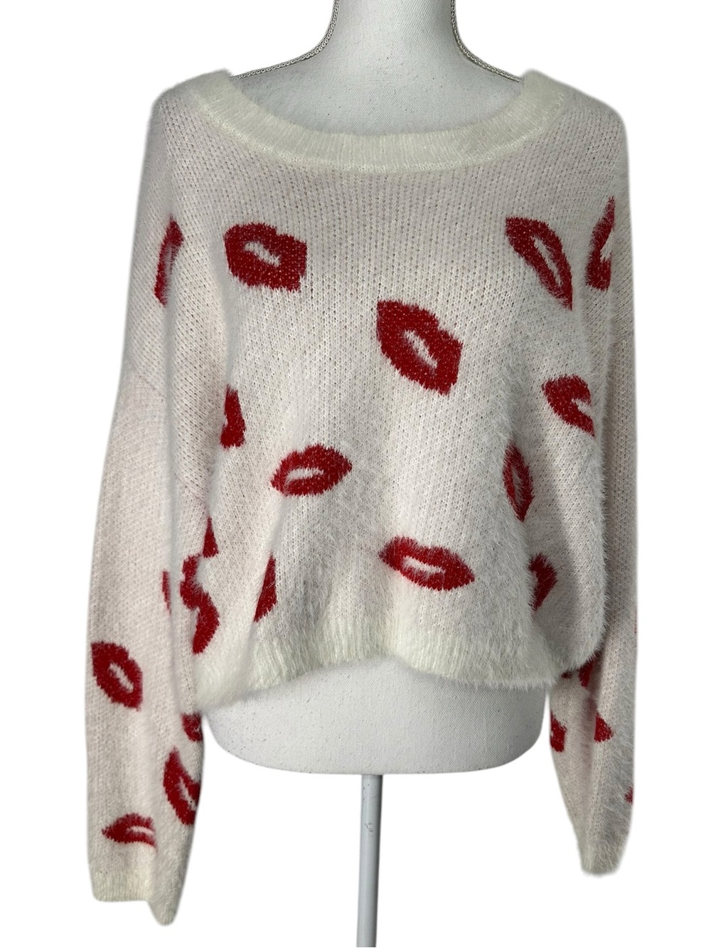 Mi Ami Francesca’s / White Fuzzy Sweater with Red Lips / Large / Y2K Preppy